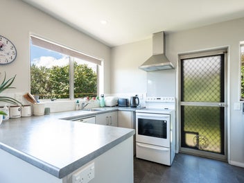 Central Stoke, Brick, 2 Bedroom, Single Garage