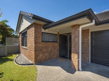 Modern Comfort, Great Location