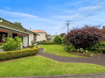 CHARACTER, COMFORT + CHARM