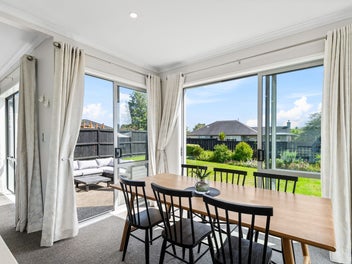 Distinctive Living | Distinguished location