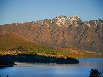 A Rare Canvas in a Prestigious Queenstown Setting