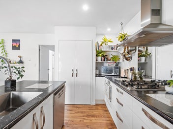 Vendor Committed - 2 Bedrooms with Large Study