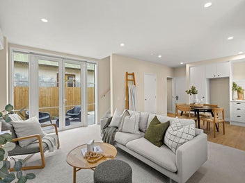 Last one! Developer says sell!