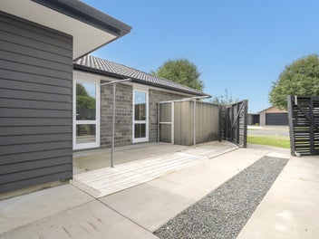 Space, Comfort & Room for the Boat