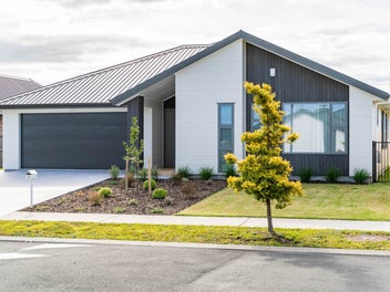 LOCKED & LOADED – AND FULL OF SURPRISES!