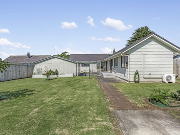 Two Homes - One Massive Opportunity!