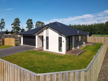 Brand New - Move in Now!