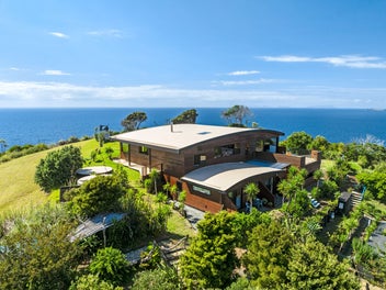 Monumental Position - Exquisite Ocean Outlook