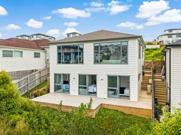 Stylish New Home - Just Minutes to Westgate