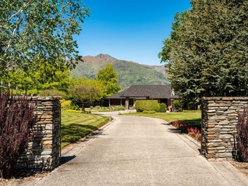 Large Family Home with Huge Subdivision Potential