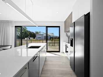 Spacious Corner Retreat