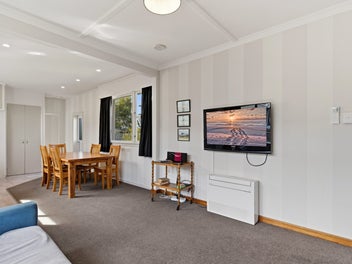 Four bedrooms! First home, Investors or Families!