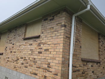 2 x 2 Bedroom Units with Native Timber Floors