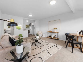 Fully Renovated, Stylish & Easy-Care Living