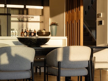 One of a Kind – A New Benchmark for Castor Bay