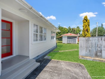 Everyday Comfort Meets Backyard Potential