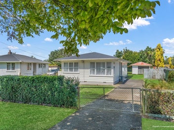 Everyday Comfort Meets Backyard Potential