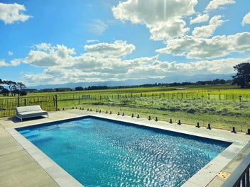 Easy Rural Living with All the Extras