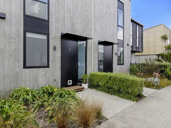 Modern, easy-care living