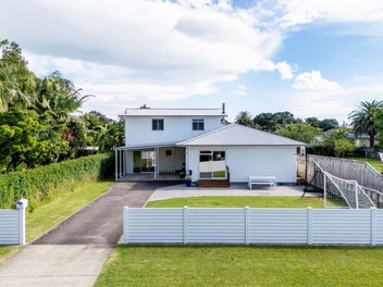 14 Bracken Street