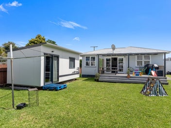First Home or Investment Gem with Modern Vibes!