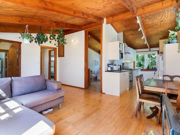 Charming Gem - Ready for You!