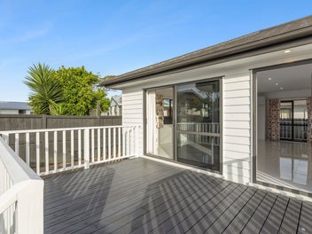 Vacant & Immediate Possession