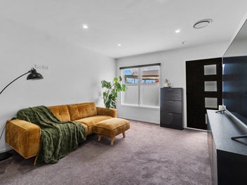 Ellerslie - Move in ready!