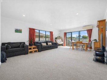 The Best of Single-Level: Brick & Tile Perfection