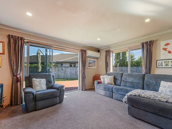 Motivated Vendor - Ready to Sell