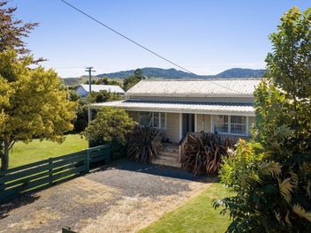 Image 1 of 18