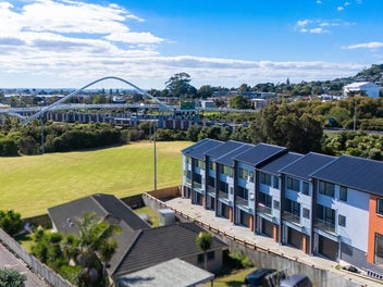 New Windsor - Brand New, Modern & Affordable