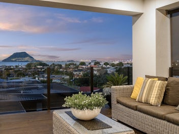 Premium Living with Harbour Horizon