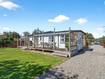 Southern Carterton Convenience