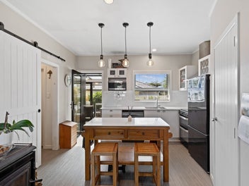 Smart buying, serious garaging