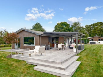 Country Elegance - Premier Equine Lifestyle