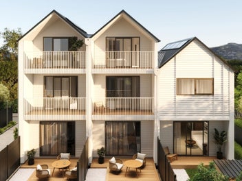 Bold & Sexy in Addington!