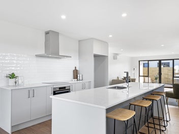 Sunny, Stylish & Spacious