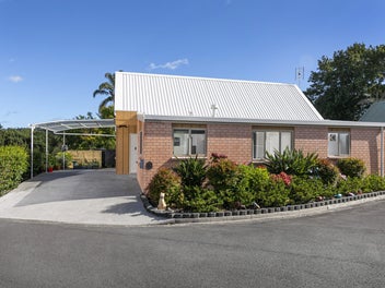 Over 60's Living in Greenhithe