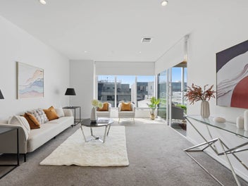 Affordable Luxury Top Location