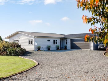 Spacious, Modern Living & Everyday Convenience