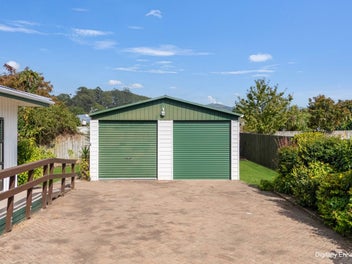The Deck, The Garage, The Gardens - It’s all here!