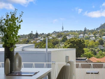 Immaculately Presented With Elevate Views