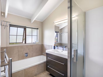 Split-Level Ease, Hilltop Calm