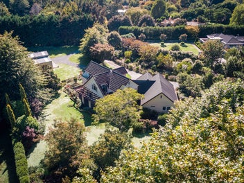 Quiet Luxury: The Ultimate English style Estate