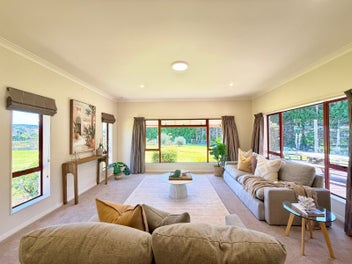 Big Section, Big Living, Prime Te Puke Location