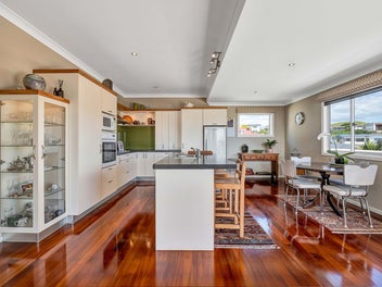 Art Deco With Coastal Outlook