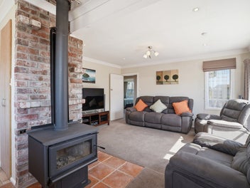 Gracious Hornby Home—Perfect for Family Living