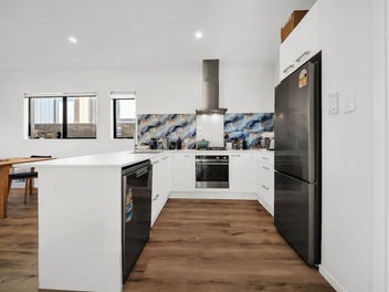 Perfect Start in Prime Flat Bush Location