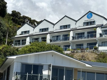 Luxury Coastal Apartment with Panoramic Sea Views